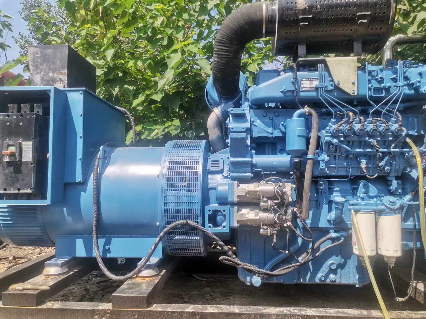 古田详细说明降低 800kW 柴油发电机输出电流波动的方法